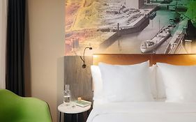 Leonardo Hotel Rotterdam Savoy